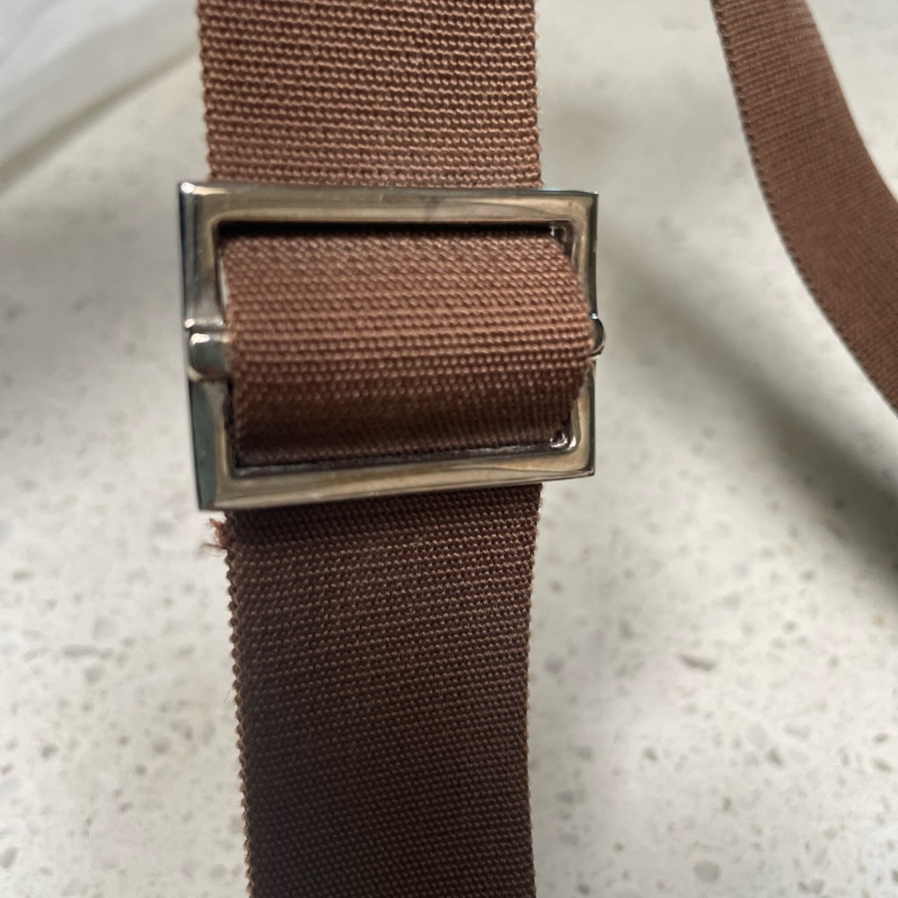 Gucci Brown Leather and Monogram Messenger Bag - Picture 9 of 10